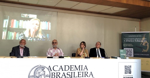 Lançamento do livro "A necessária aliança entre Ciência e Educação".